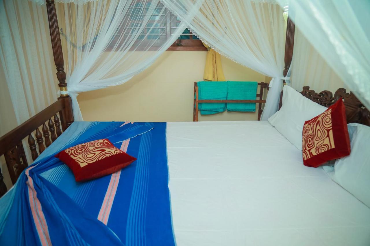 Hasaranga Holiday House Hikkaduwa Luaran gambar