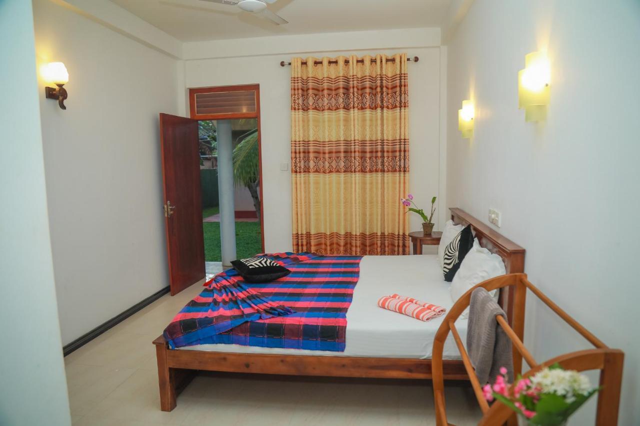 Hasaranga Holiday House Hikkaduwa Luaran gambar