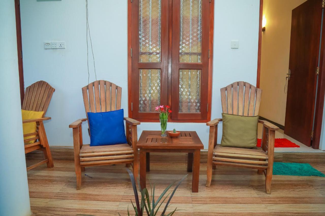 Hasaranga Holiday House Hikkaduwa Luaran gambar